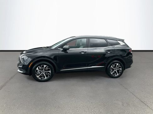 Used 2025 Kia Sportage EX AWD/4WD image 4