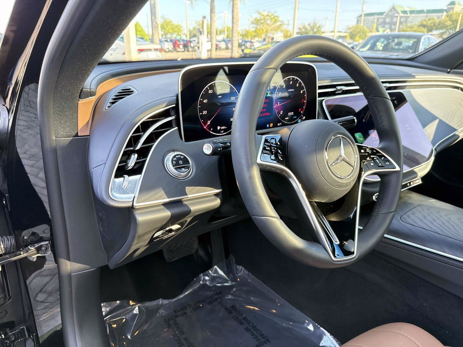 Used 2024 Mercedes-Benz E 350 4MATIC Sedan image 18