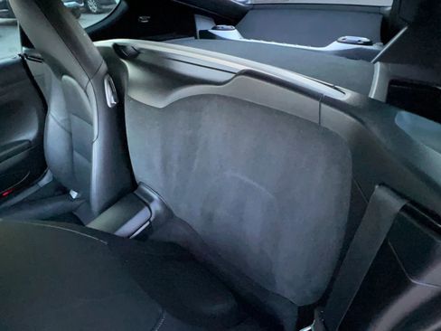 Used 2016 Porsche Cayman image 26