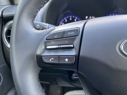 Used 2023 Hyundai Kona SEL w/ Convenience Package image 19