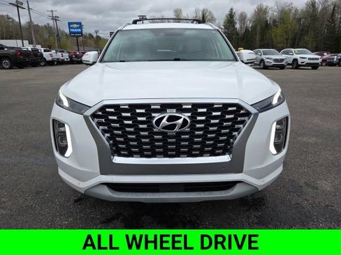 Used 2021 Hyundai Palisade Limited w/ Winter Package AWD/4WD image 3