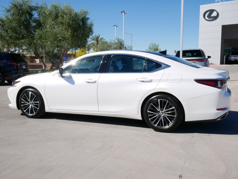 Used 2025 Lexus ES 350 350 w/ Premium Package image 5