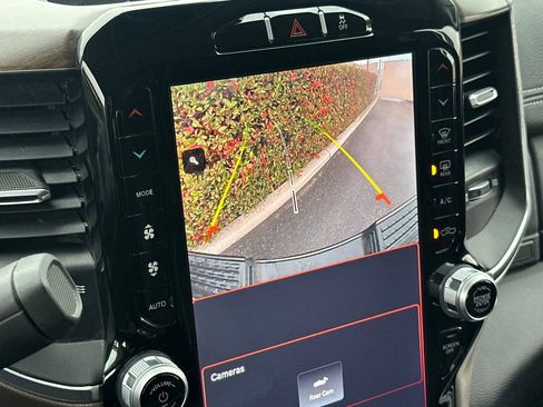 Used 2024 RAM 2500 Laramie image 23