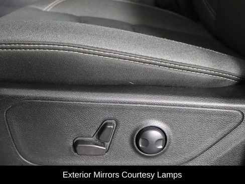 Used 2023 RAM 1500 Big Horn AWD/4WD image 23