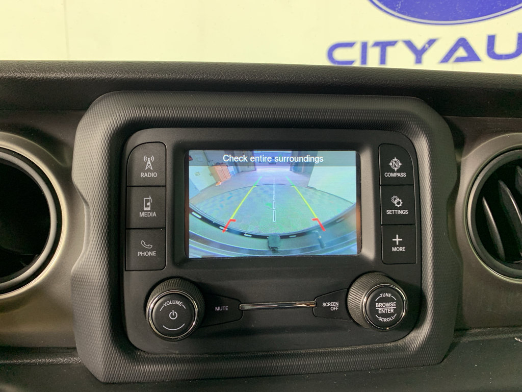 Used 2018 Jeep Wrangler Unlimited Sport S AWD/4WD image 27