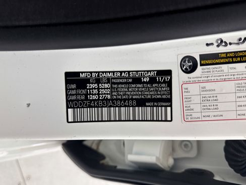 Used 2018 Mercedes-Benz E 300 4MATIC image 39