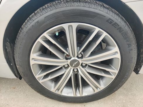Used 2018 Genesis G80 3.8 w/ Option Group 03 AWD/4WD image 30