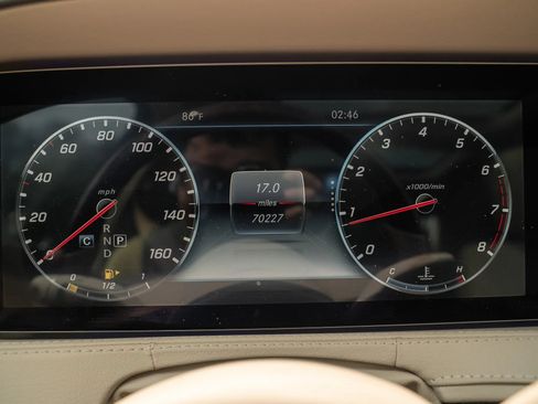 Used 2019 Mercedes-Benz S 560 4MATIC Sedan image 26