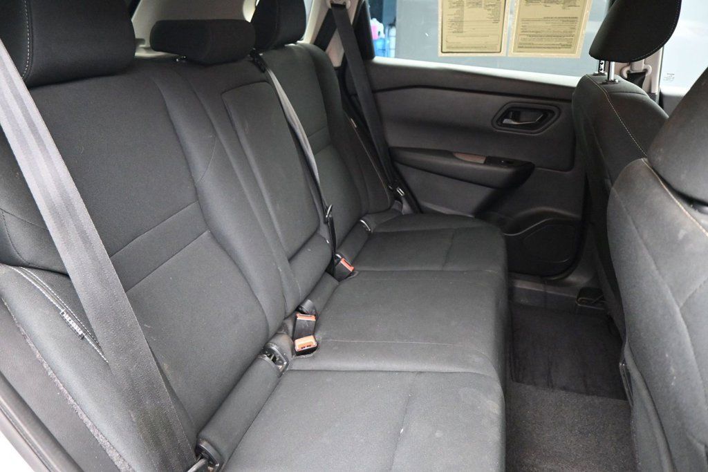 Used 2024 Nissan Rogue S AWD/4WD image 17