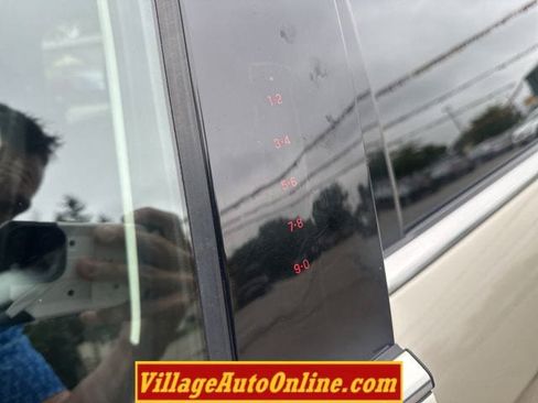 Used 2017 Ford Edge SEL w/ Utility Package FWD image 10