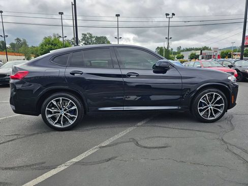 Used 2023 BMW X4 xDrive30i AWD/4WD image 6