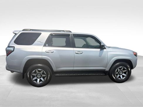 Used 2024 Toyota 4Runner TRD Off-Road AWD/4WD image 6