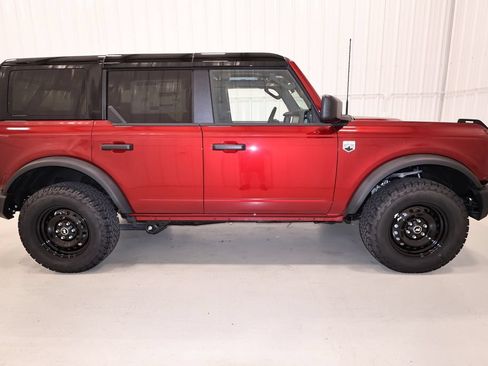 New 2026 Ford Bronco Big Bend w/ Black Appearance Package AWD/4WD image 2