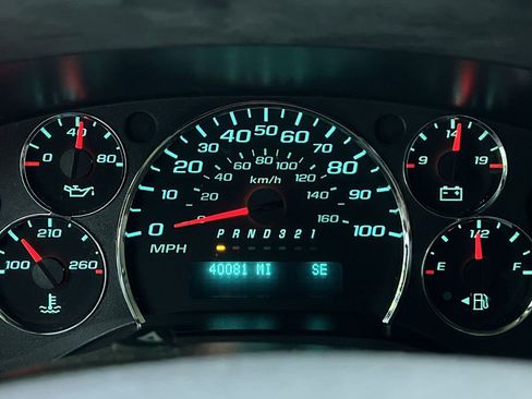 Used 2014 Chevrolet Express 1500 RWD image 13