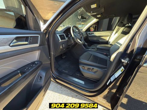 Used 2021 Volkswagen Atlas Cross Sport SE FWD image 24