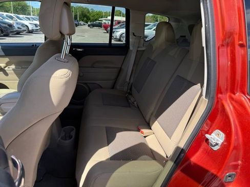 Used 2010 Jeep Compass Sport image 19