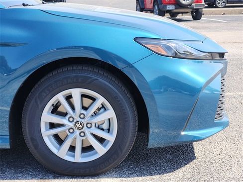 New 2026 Toyota Camry LE image 6