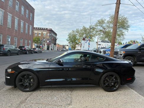 Used 2019 Ford Mustang GT Premium w/ Black Accent Package RWD image 4