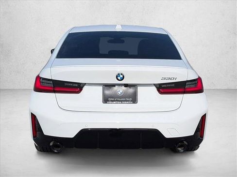 New 2026 BMW 330i Sedan w/ M Sport Package image 5