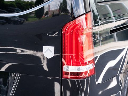 Used 2023 Mercedes-Benz Metris Passenger image 15
