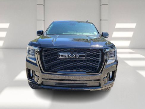 Used 2023 GMC Yukon Denali RWD image 2