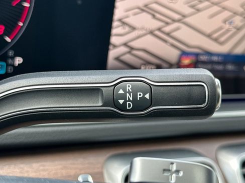 New 2026 Mercedes-Benz GLS 450 4MATIC image 17