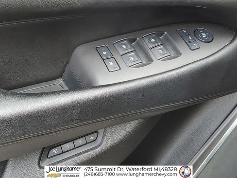 Used 2016 Cadillac Escalade Premium AWD/4WD image 26