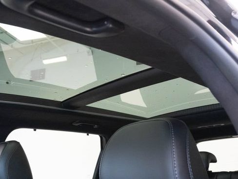 Used 2023 Hyundai Santa Fe Calligraphy AWD/4WD image 4