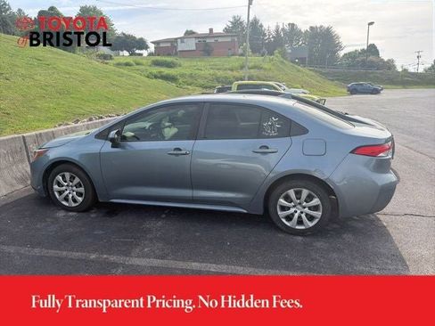 Used 2020 Toyota Corolla LE FWD image 5