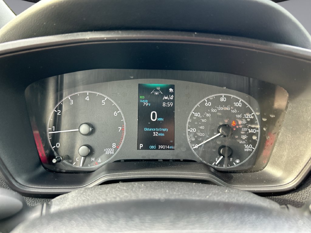 Used 2024 Toyota Corolla SE FWD image 21