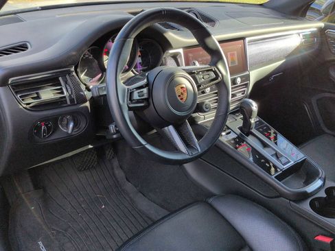 Used 2023 Porsche Macan GTS image 6