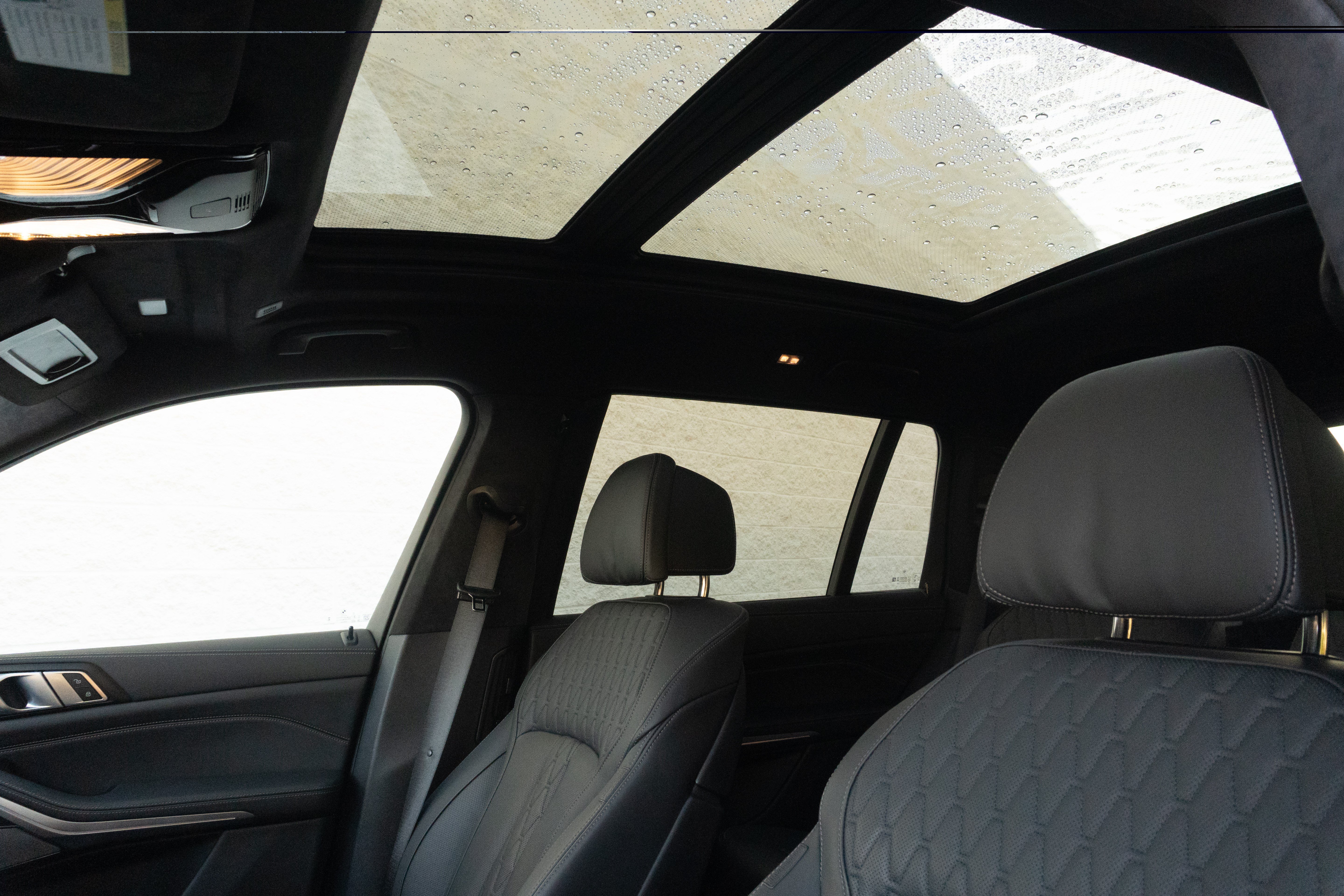 Certified 2025 BMW X7 M60i AWD/4WD image 15