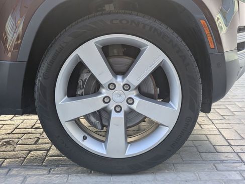 Used 2023 Land Rover Defender 130 First Edition image 11