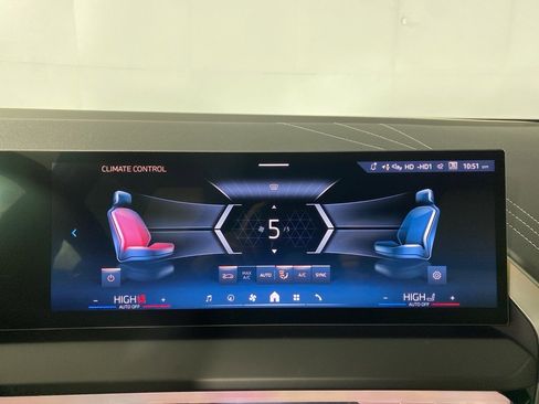 New 2026 BMW X3 xDrive30 w/ Premium Package image 14