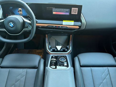 Used 2025 BMW X3 xDrive30i w/ Premium Package AWD/4WD image 17
