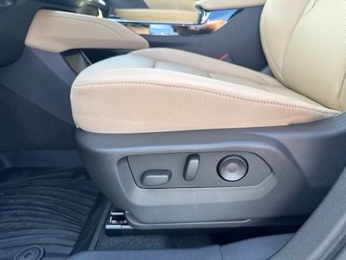 New 2026 Buick Envision Preferred AWD/4WD image 18