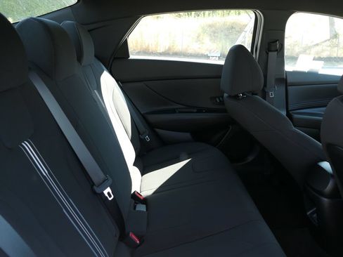 Used 2025 Hyundai Elantra Sport w/ Cargo Package FWD image 24