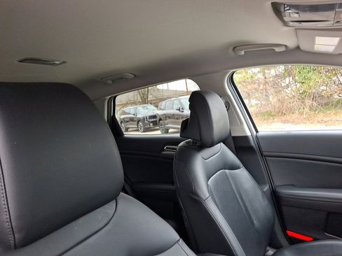 Used 2023 Kia Sportage EX image 13