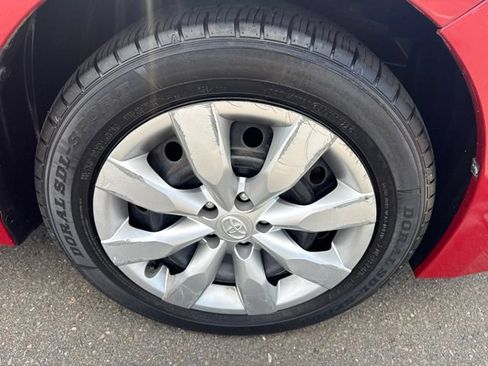 Used 2016 Toyota Corolla LE FWD image 9
