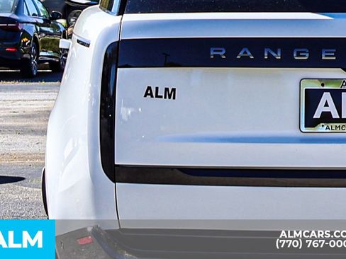 Used 2023 Land Rover Range Rover SE AWD/4WD image 13