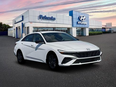 New 2026 Hyundai Elantra Sport w/ Cargo Package image 11