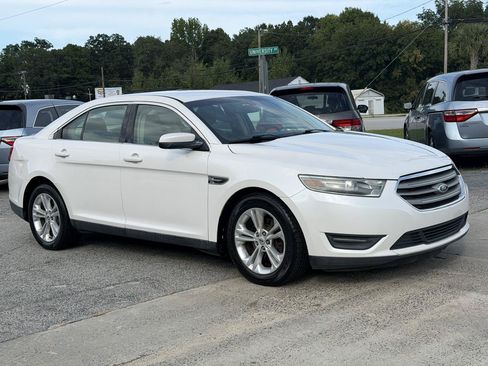 Used 2013 Ford Taurus SEL FWD image 4