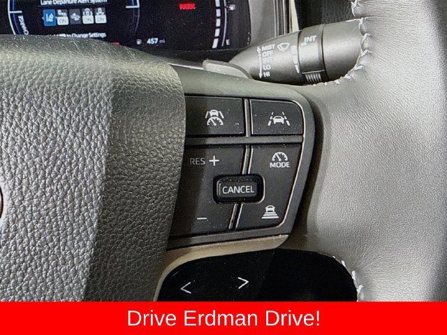 Used 2026 Toyota Camry SE FWD image 14