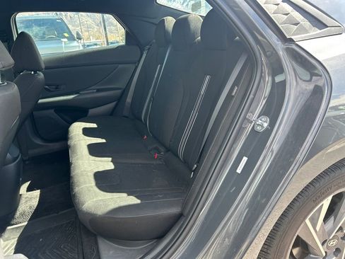 Used 2025 Hyundai Elantra Sport FWD image 25