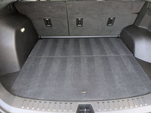 Used 2025 Chevrolet Equinox LT AWD/4WD image 26