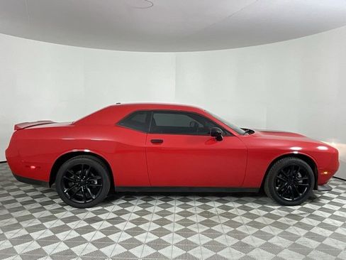 Used 2022 Dodge Challenger GT image 4