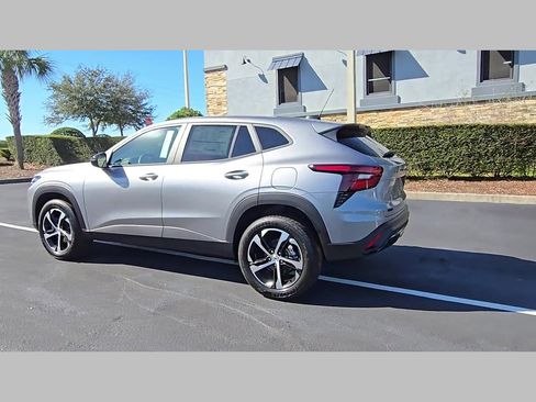 New 2026 Chevrolet Trax RS w/ Driver Confidence Package image 17