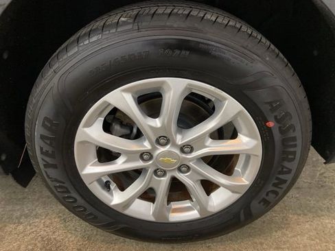 Used 2019 Chevrolet Equinox LS AWD/4WD image 9