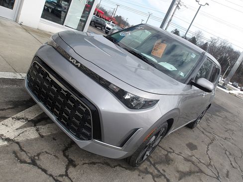 Used 2023 Kia Soul GT-Line image 3