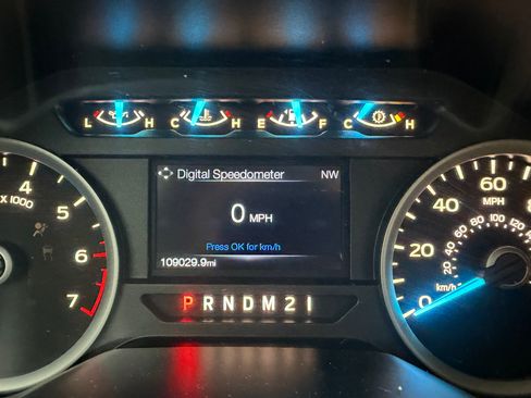 Used 2016 Ford F150 XLT w/ Equipment Group 302A Luxury AWD/4WD image 14